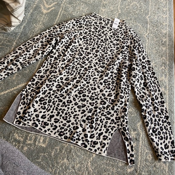 LOFT Sweaters - NWT loft mock sweater